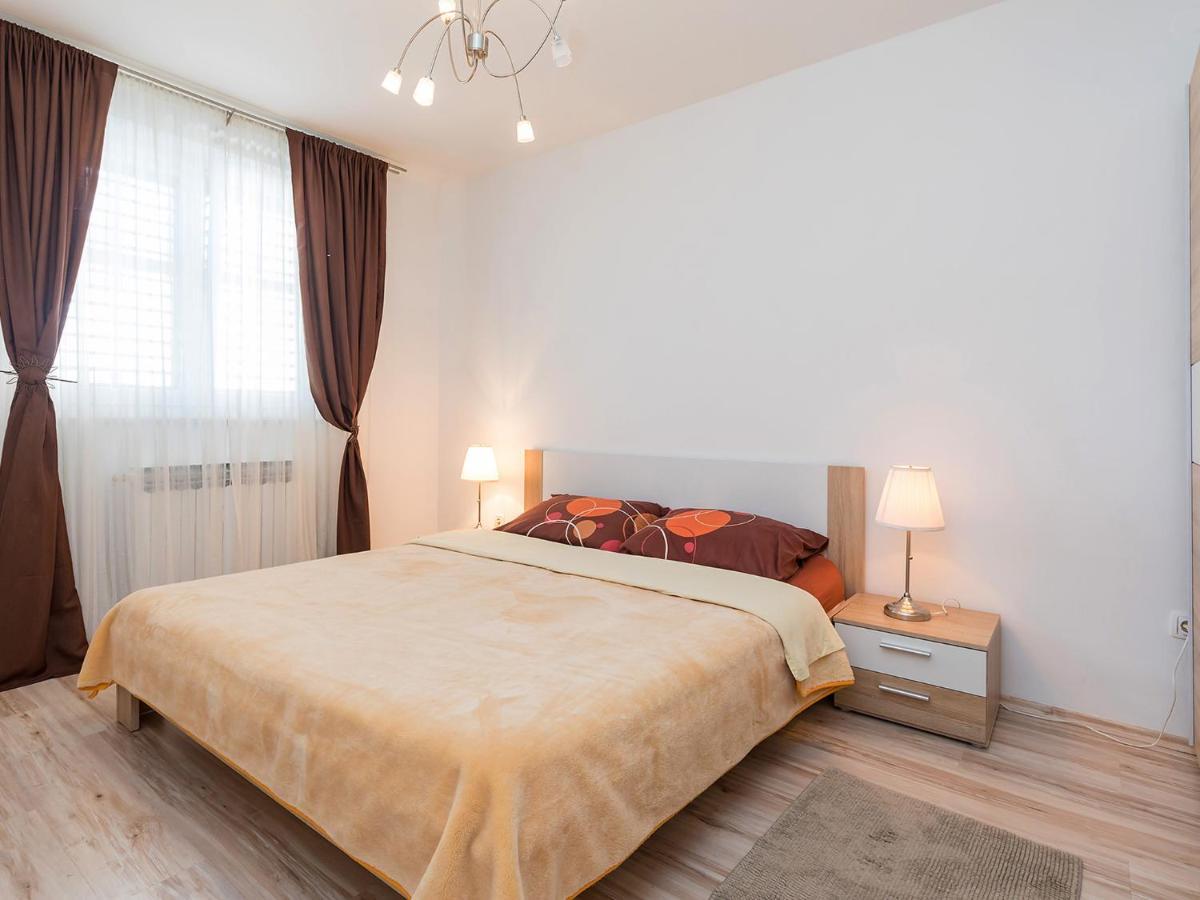 Tasha Apartamento Poreč Exterior foto