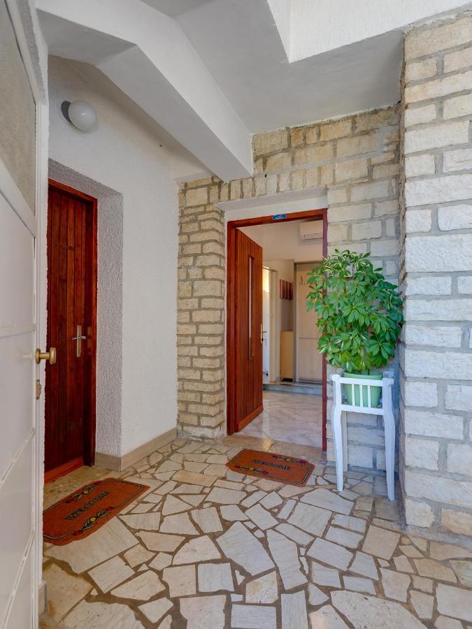 Tasha Apartamento Poreč Exterior foto